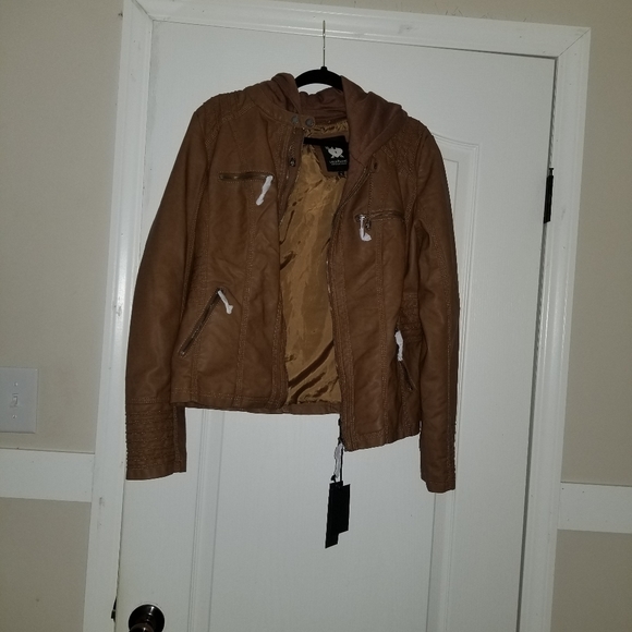 Camel color faux leather jacket size XL - Picture 2 of 3